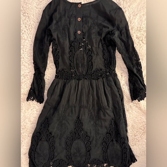 🆓 with $50 purchase Dolce Vita Valentina Dress - Picture 6 of 9